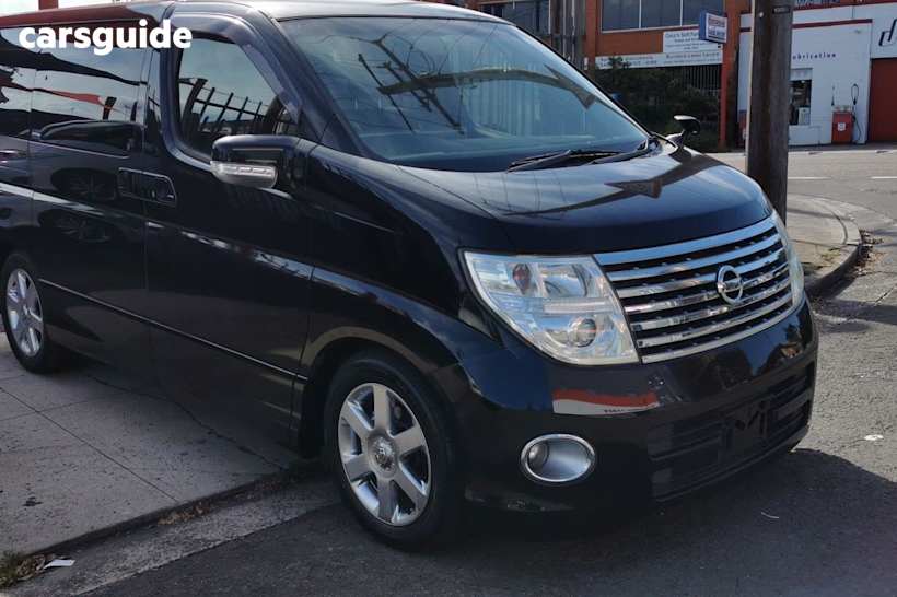 Black 2007 Nissan Elgrand Wagon