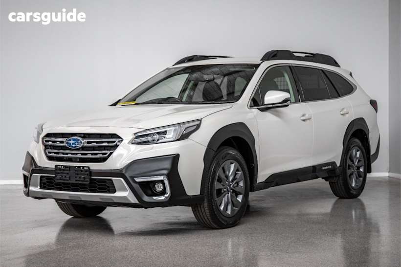 White 2023 Subaru Outback Wagon Awd