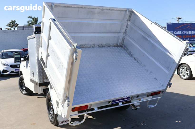 White 2021 Toyota Hilux Ute Tray WORKMATE R