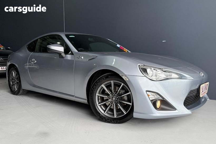 Silver 2014 Toyota 86 Coupe Gt