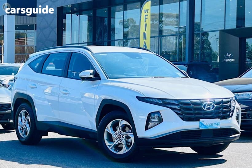 White 2024 Hyundai Tucson Wagon (Fwd)