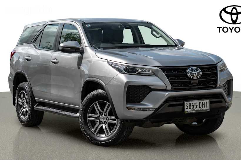 Silver 2022 Toyota Fortuner SUV GX 4X4