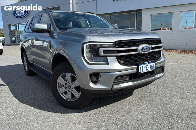 Silver 2024 Ford Everest SUV AMBIENTE 4X4