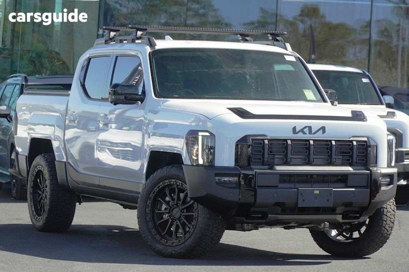 White 2025 Kia Tasman Ute Tray X-PRO 4X4