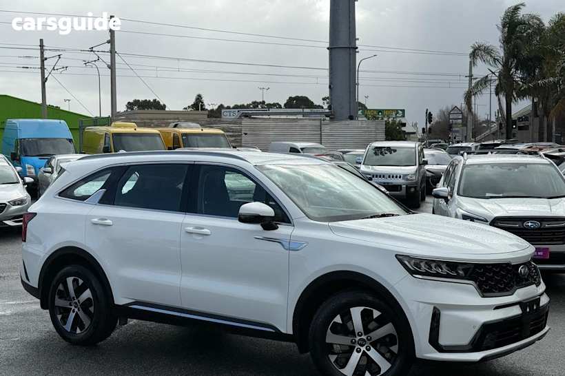 White 2020 Kia Sorento Wagon Sport 7 Seat
