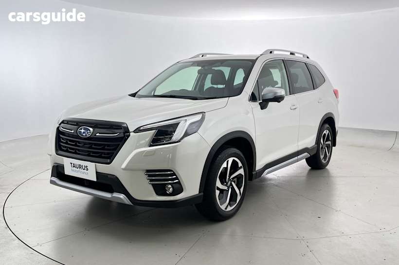 White 2022 Subaru Forester SUV 2.5I-S 4WD