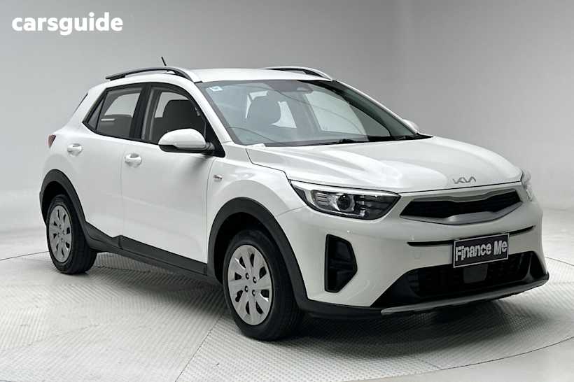 White 2022 Kia Stonic SUV S F