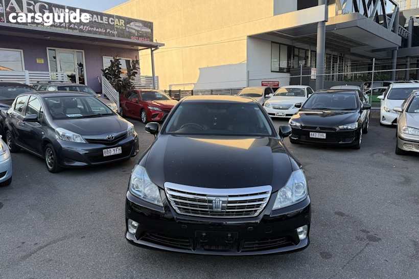 Black 2012 Toyota Crown Sedan Majesta (Hybrid)