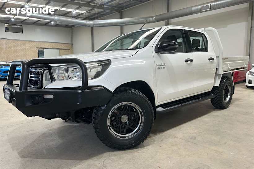 White 2019 Toyota Hilux Ute Tray SR