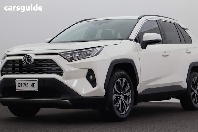 White 2022 Toyota RAV4 SUV GXL F