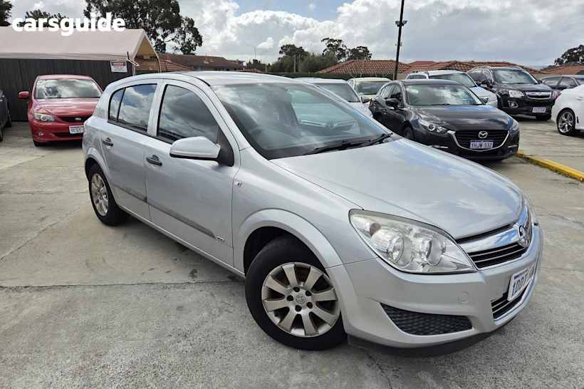 Silver 2007 Holden Astra Hatchback Cd