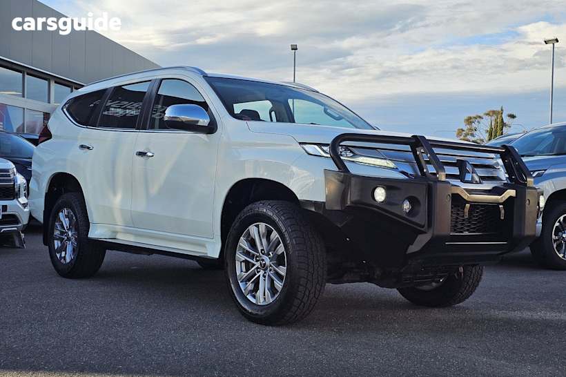 White 2020 Mitsubishi Pajero Sport SUV GLX 4X4