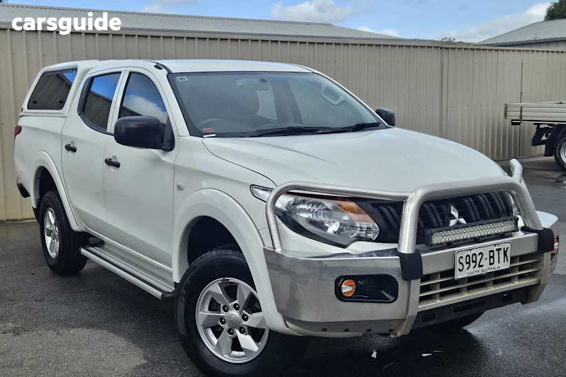 White 2017 Mitsubishi Triton Ute Tray GLX+ 4X4