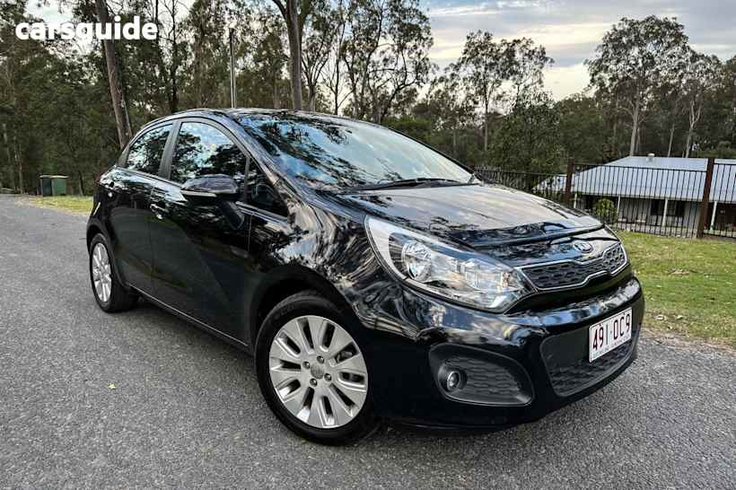Black 2014 Kia RIO Hatch SLI F