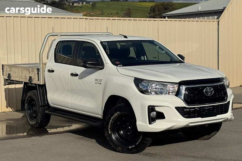 White 2019 Toyota Hilux Ute Tray SR 4X4