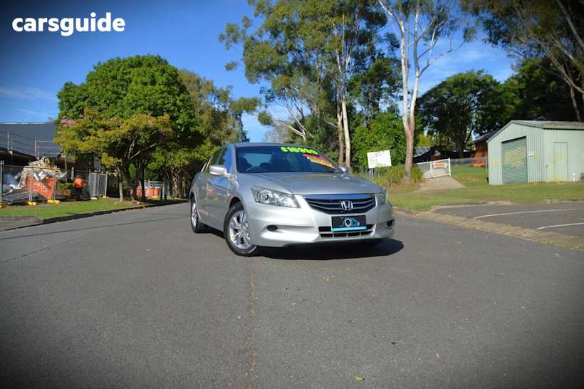 Silver 2013 Honda Accord Sedan VTI F