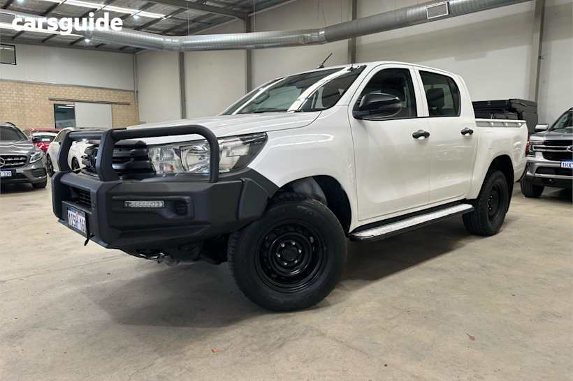White 2018 Toyota Hilux Ute Tray WORKMATE
