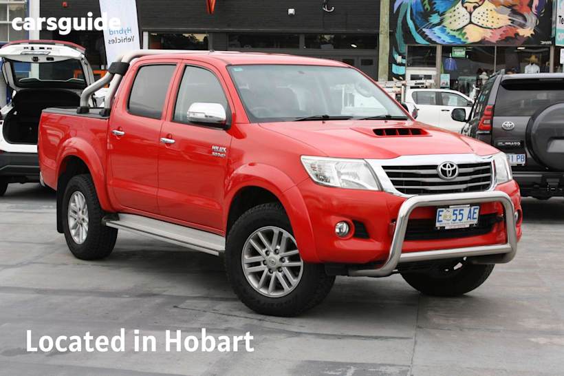 Red 2013 Toyota Hilux Dual Cab Pick-up Sr5 (4X4)