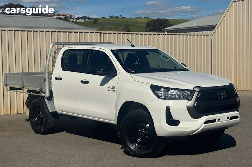 White 2021 Toyota Hilux Ute Tray SR 4X4