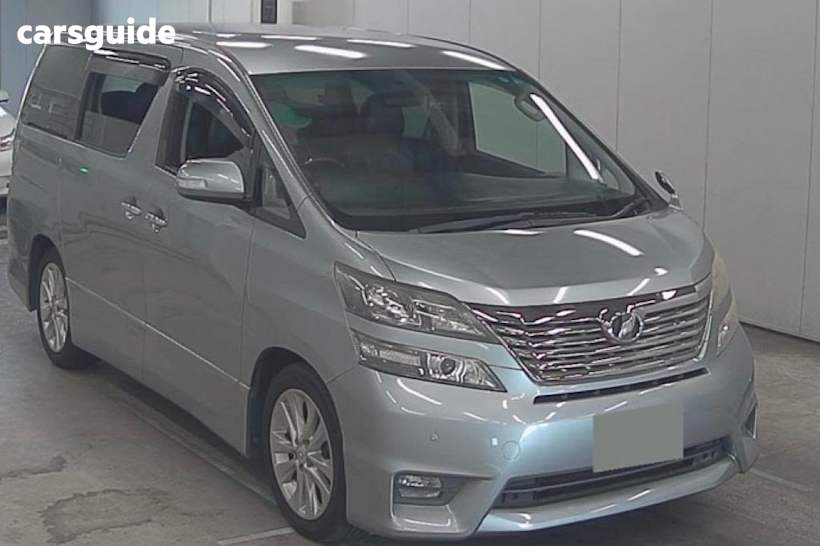 Grey 2008 Toyota Vellfire SUV 2.4 Z LUXURY 7 SEATER