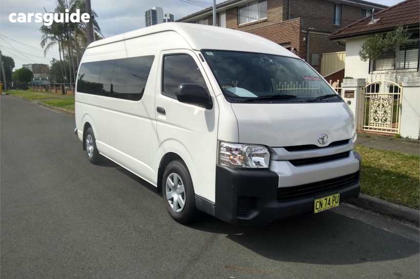 White 2017 Toyota HiAce OtherCar COMMUTER R