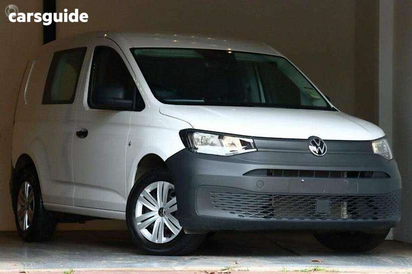 White 2023 Volkswagen Caddy Crew Van Tdi320