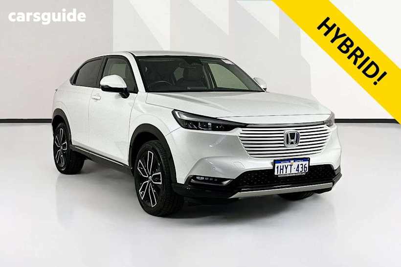 White 2023 Honda HR-V Wagon E:Hev L