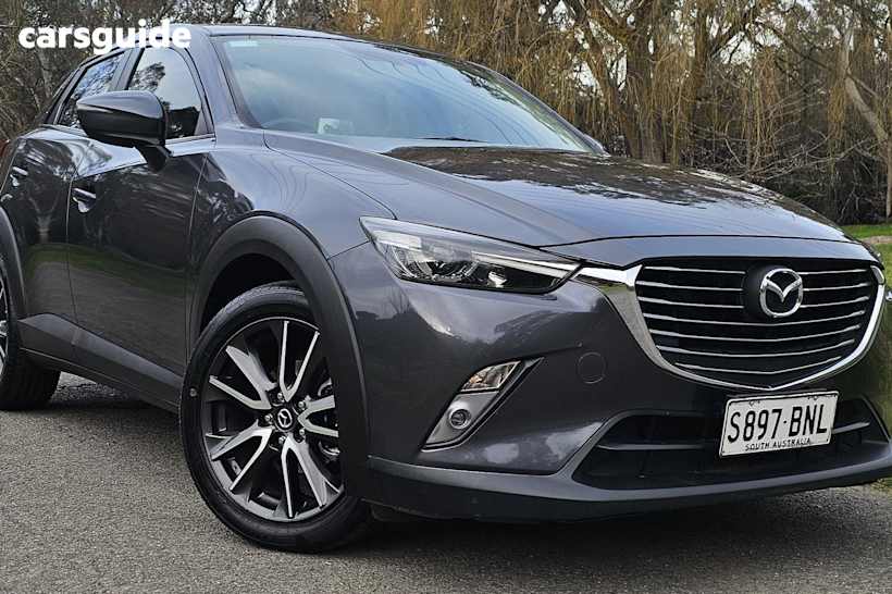 Grey 2016 Mazda CX-3 SUV STOURING F