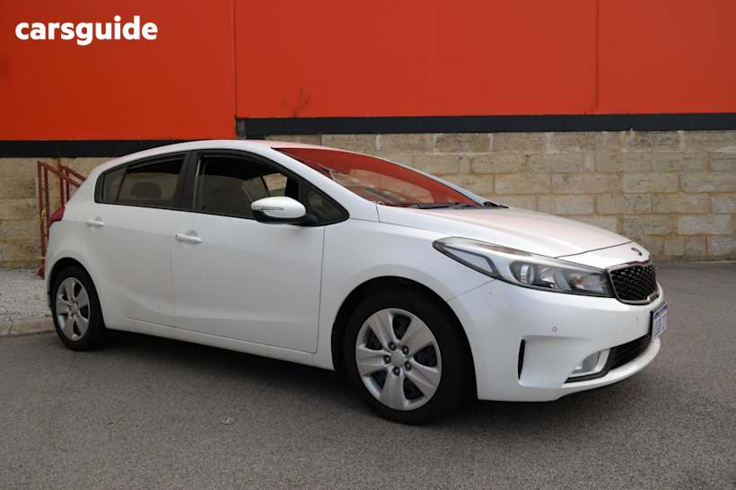 White 2018 Kia Cerato Hatch S F