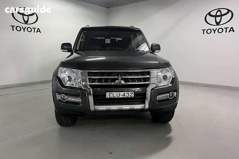 Grey 2020 Mitsubishi Pajero Wagon Glx (4X4) 7 Seat