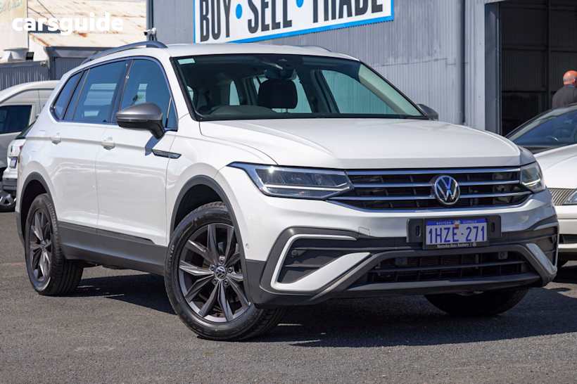 White 2023 Volkswagen Tiguan SUV 110TSI LIFE ALLSPACE F