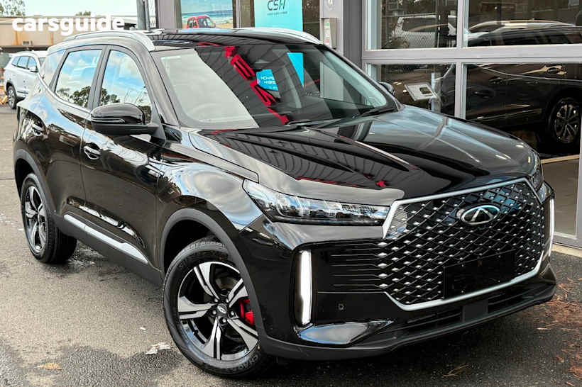 Black 2025 Chery Tiggo 4 SUV URBAN F