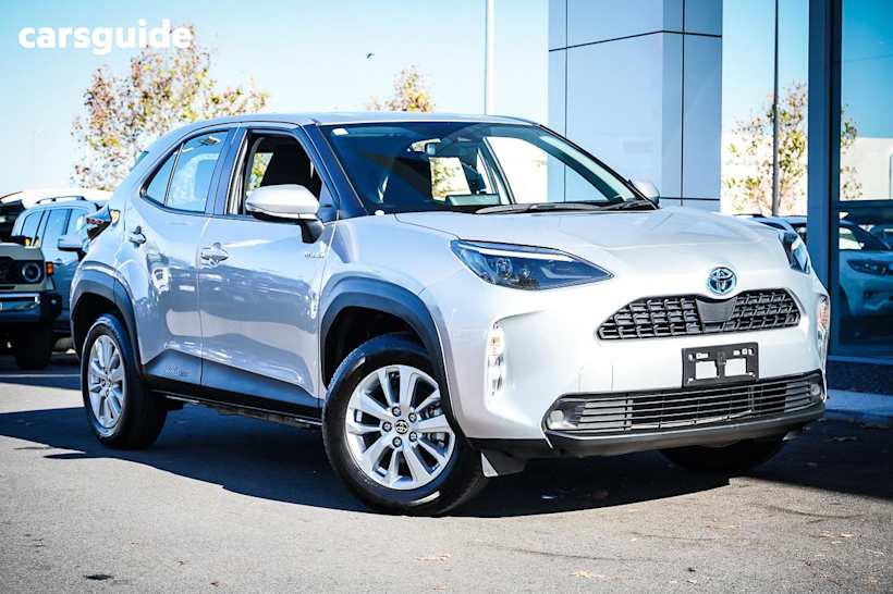 Silver 2023 Toyota Yaris Cross Wagon Gx Hybrid