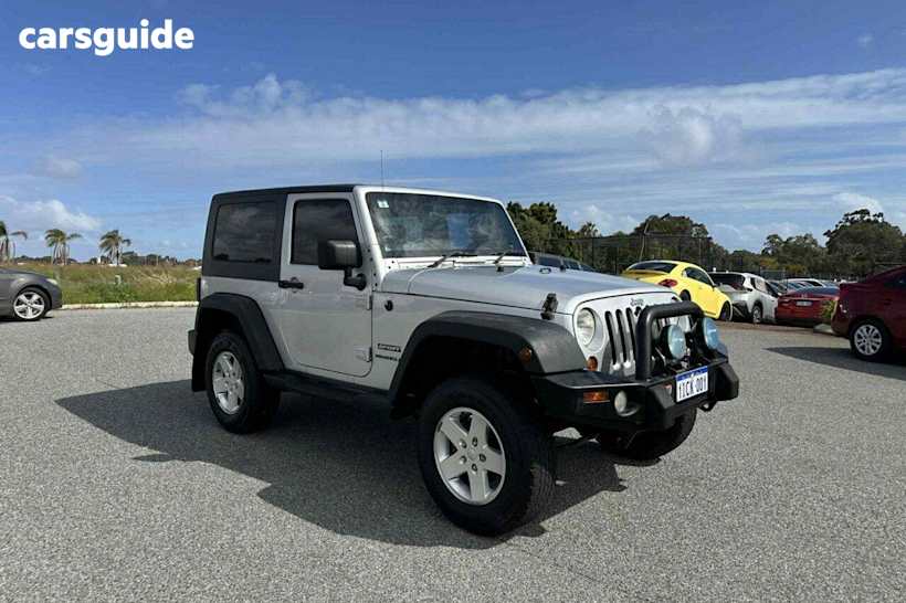 Silver 2009 Jeep Wrangler Softtop Sport (4X4)