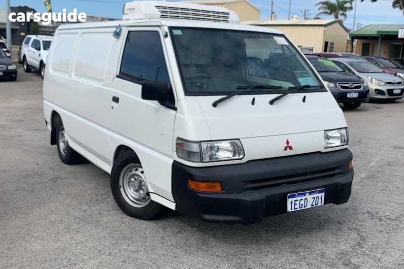 White 2013 Mitsubishi Express Commercial SJ MY13 VAN SWB 4DR MAN 5SP 1015KG 2.4I