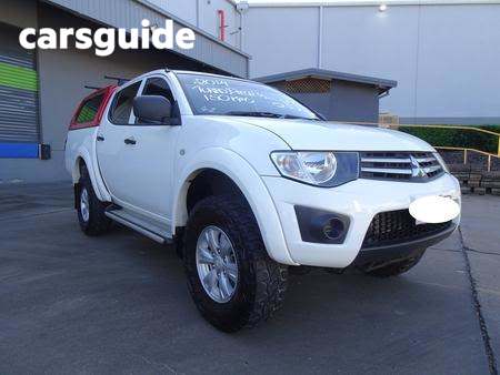 White 2014 Mitsubishi Triton Double Cab Utility Glx (4X4)