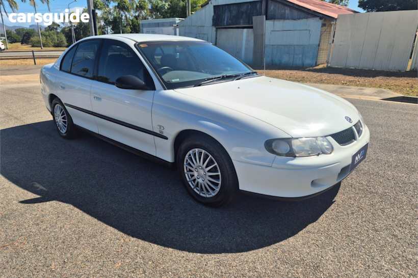 2002 Holden Commodore Sedan EXECUTIVE R