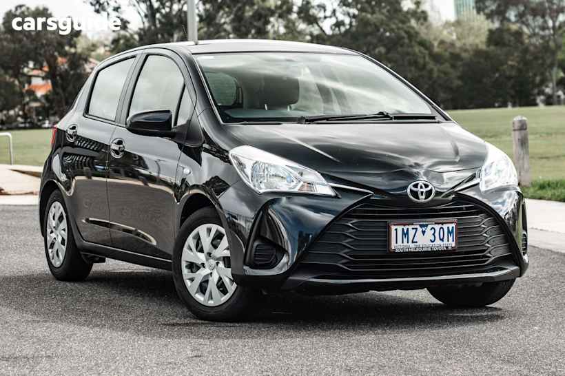 Black 2018 Toyota Yaris Hatchback Ascent