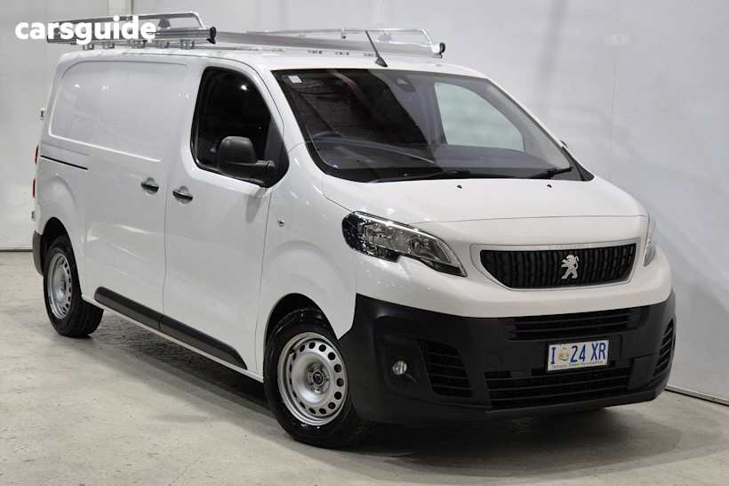 White 2020 Peugeot Expert Commercial 150 HDI F