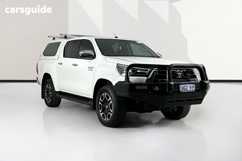 White 2021 Toyota Hilux Double Cab Pick Up Sr5 (4X4)