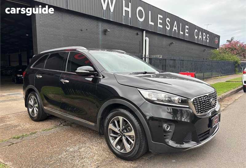 Black 2017 Kia Sorento SUV SLI F