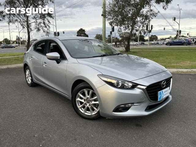 Silver 2016 Mazda Mazda3 Hatch MAXX F