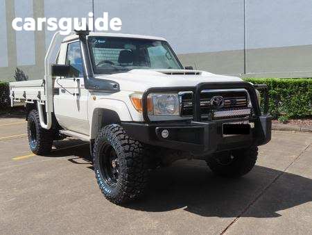 White 2017 Toyota Landcruiser Ute Tray GXL 4X4