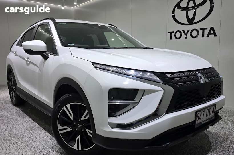 White 2023 Mitsubishi Eclipse Cross Wagon Ls (2Wd)