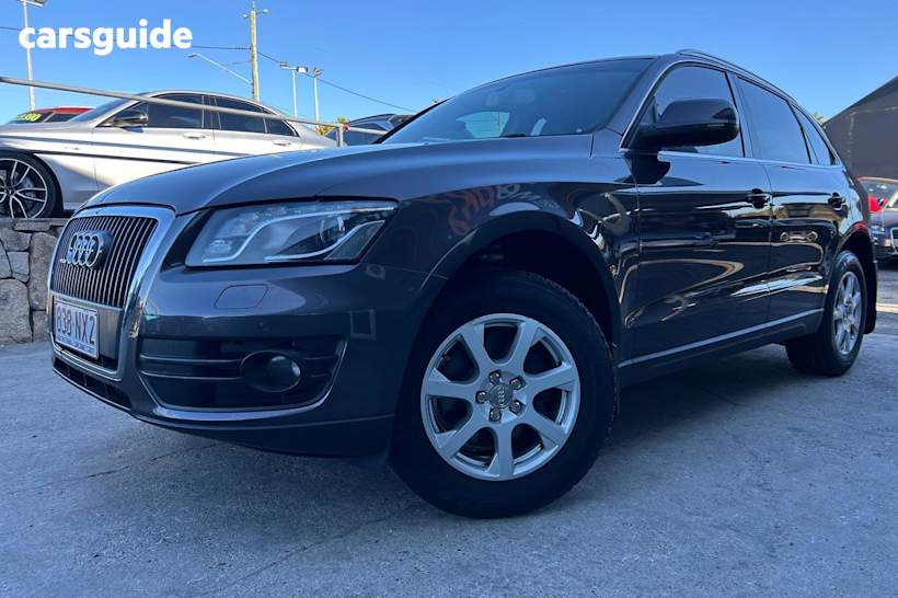 Grey 2009 Audi Q5 SUV TDI 4WD