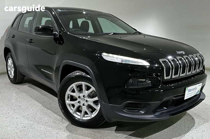 Black 2017 Jeep Cherokee SUV SPORT F