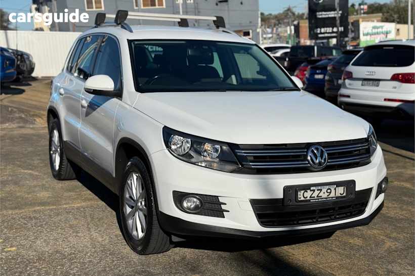 White 2015 Volkswagen Tiguan SUV 130TDI 4WD