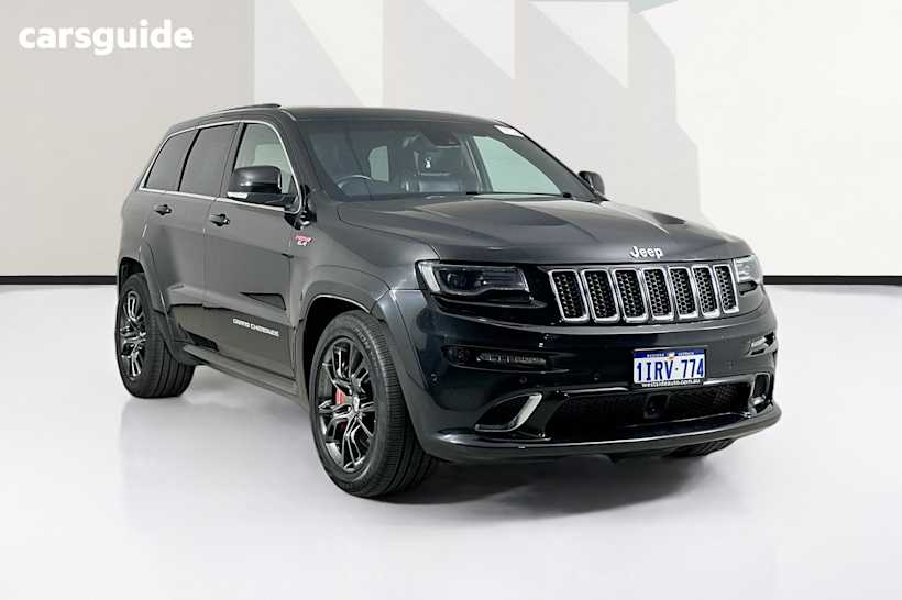 Black 2016 Jeep Grand Cherokee Wagon Srt 8 (4X4)