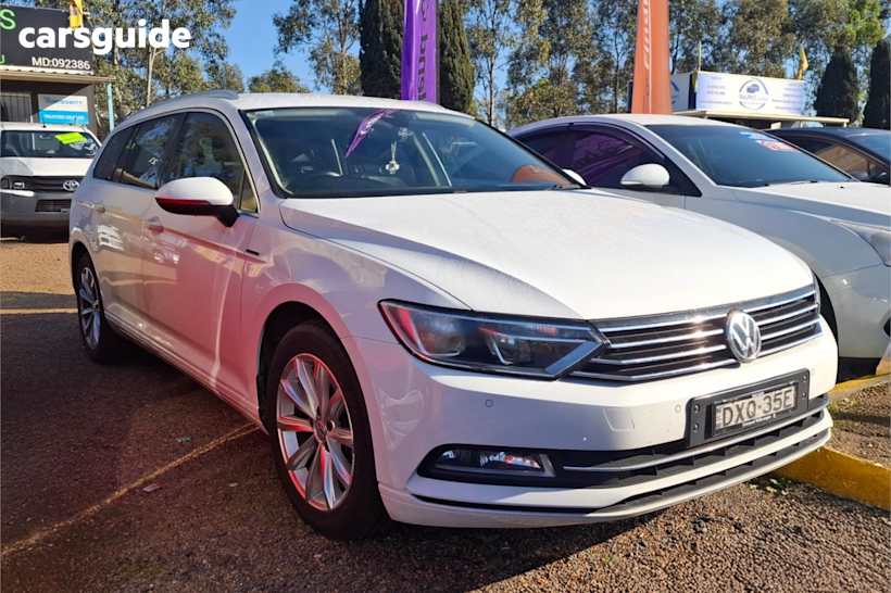 White 2016 Volkswagen Passat SUV 132TSI COMFORTLINE F