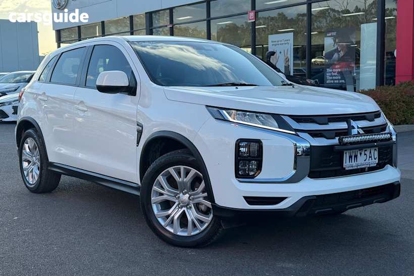 White 2023 Mitsubishi ASX SUV ES F